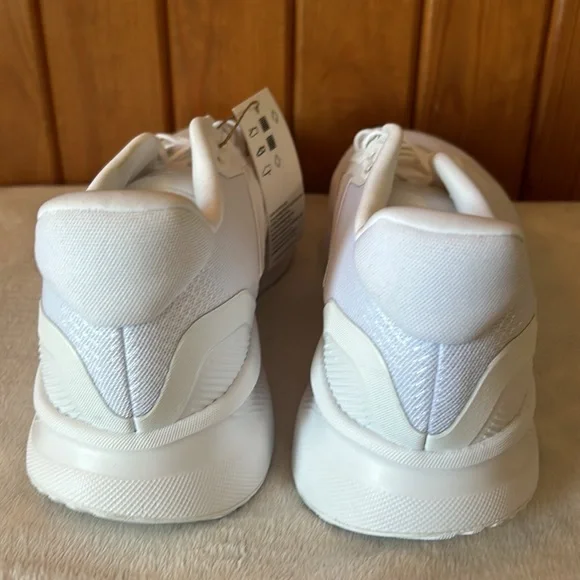 adidas RUNFALCON 5 Size 11 US Men’s SKU IH7757 - Picture 5 of 8